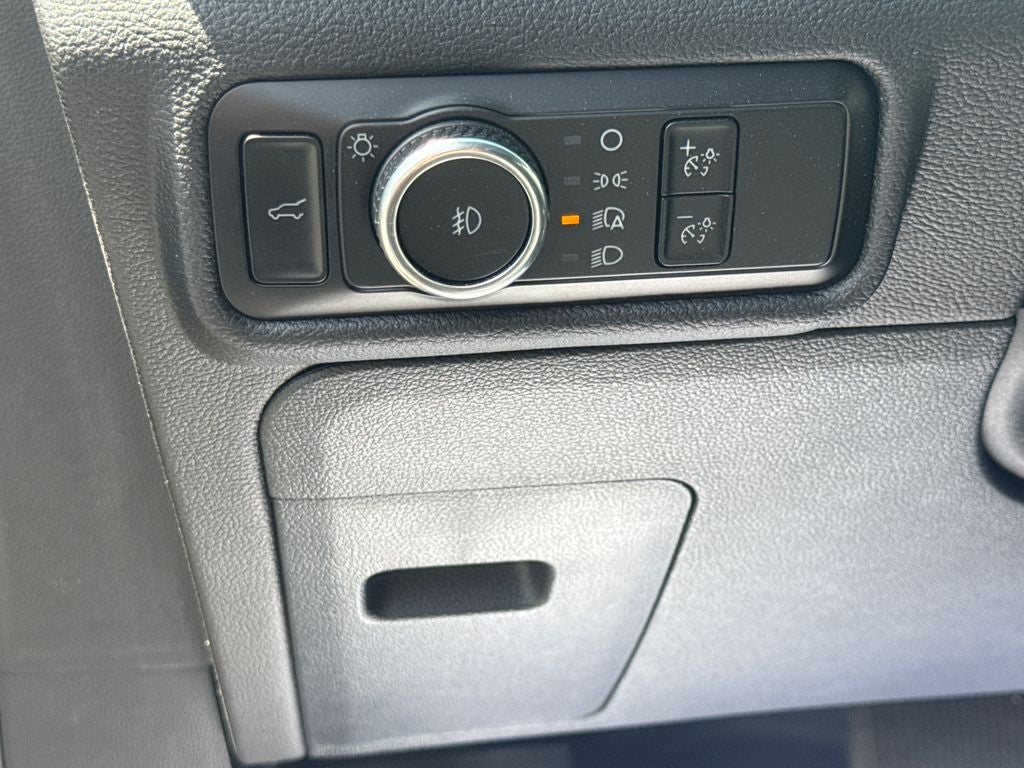 2024 Ford Explorer XLT Certified 4WD Near Milwaukee WI