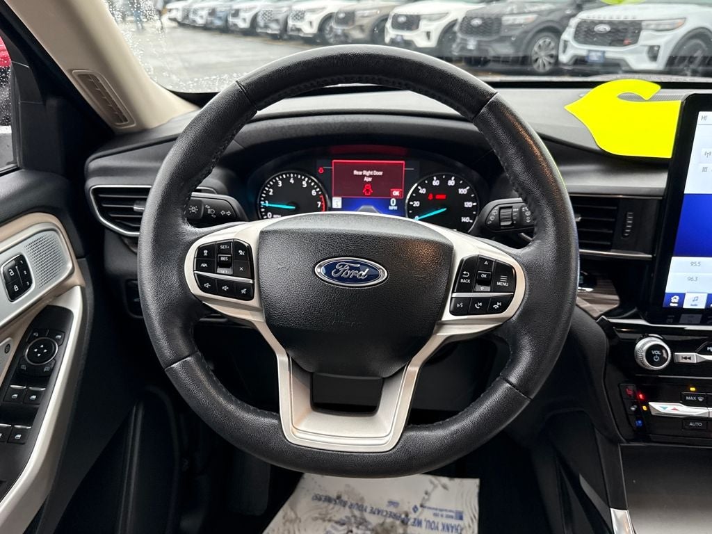 2023 Ford Explorer Limited Certified 4WD Near Milwaukee WI