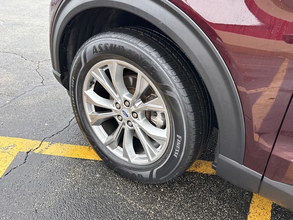 2023 Ford Explorer Limited Certified 4WD Near Milwaukee WI