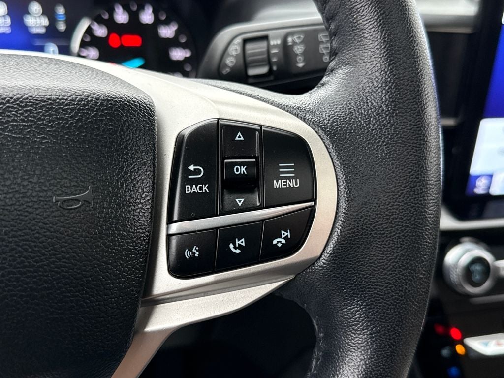 2023 Ford Explorer Limited Certified 4WD Near Milwaukee WI