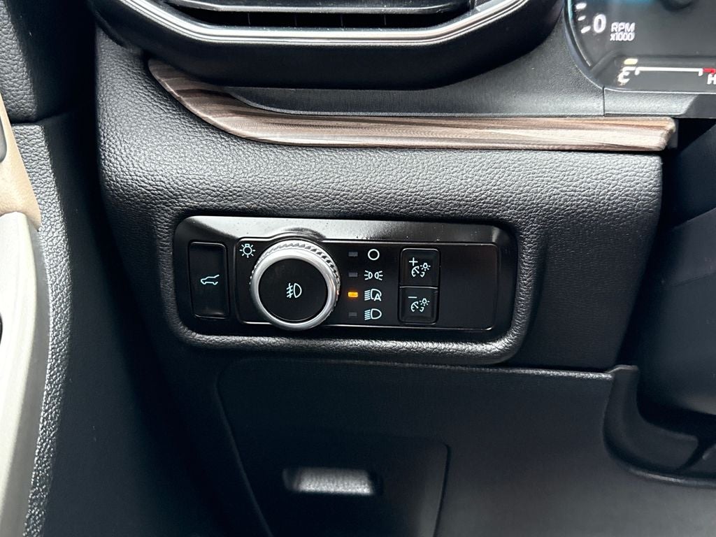 2023 Ford Explorer Limited Certified 4WD Near Milwaukee WI