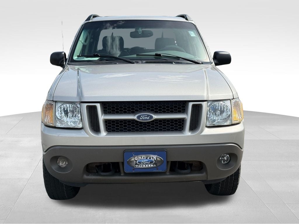 2003 Ford Explorer Sport Trac XLS 4WD Near Milwaukee WI