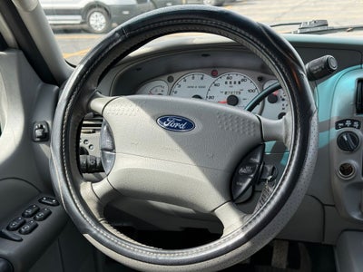 2003 Ford Explorer Sport Trac XLS 4WD Near Milwaukee WI