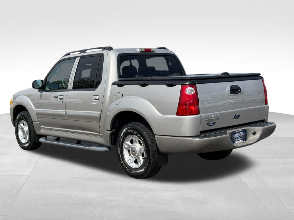 2003 Ford Explorer Sport Trac XLS 4WD Near Milwaukee WI