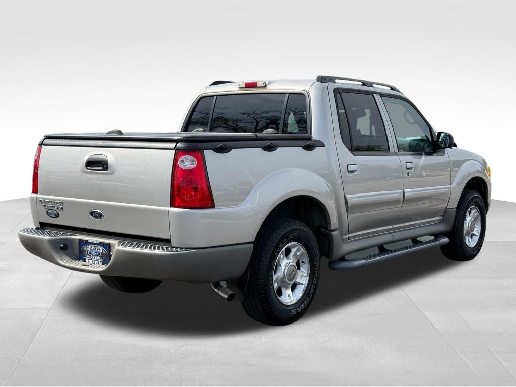 2003 Ford Explorer Sport Trac XLS 4WD Near Milwaukee WI