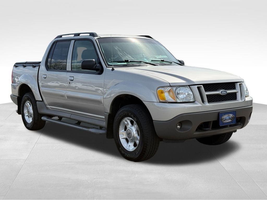 2003 Ford Explorer Sport Trac XLS 4WD Near Milwaukee WI