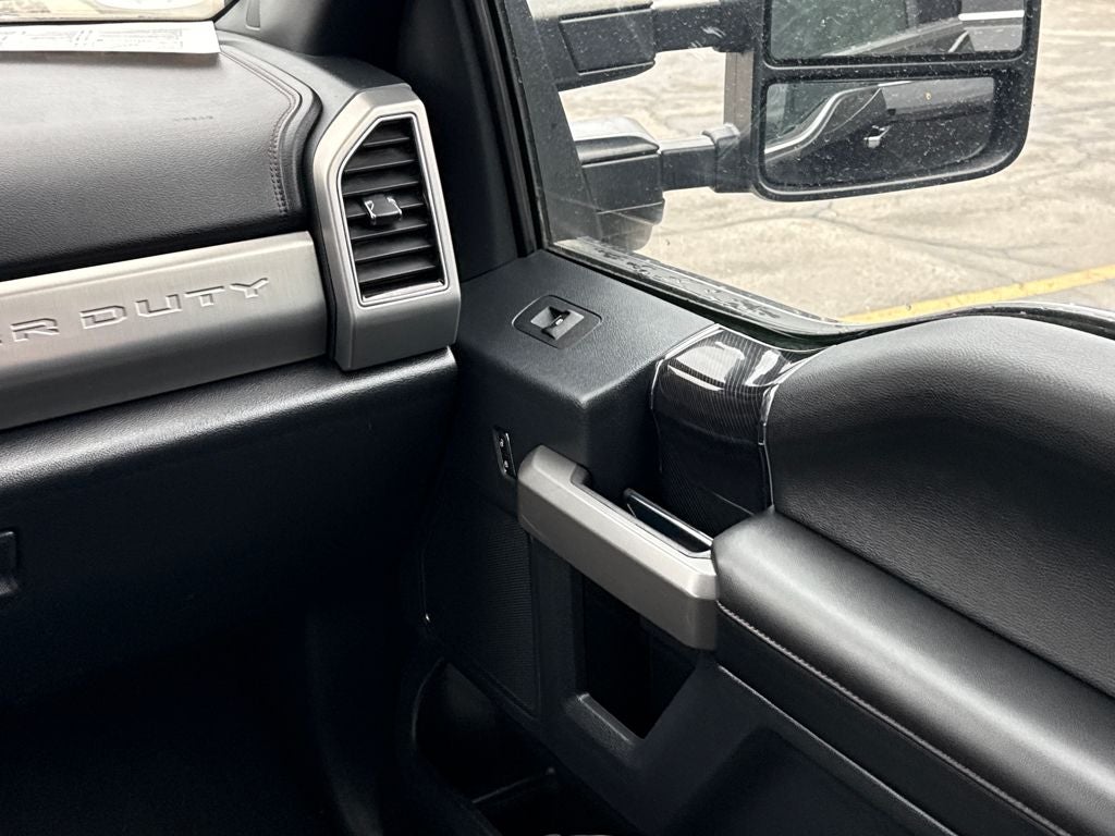 2022 Ford F-250SD Platinum Blue Certified 4WD Near Milwaukee WI
