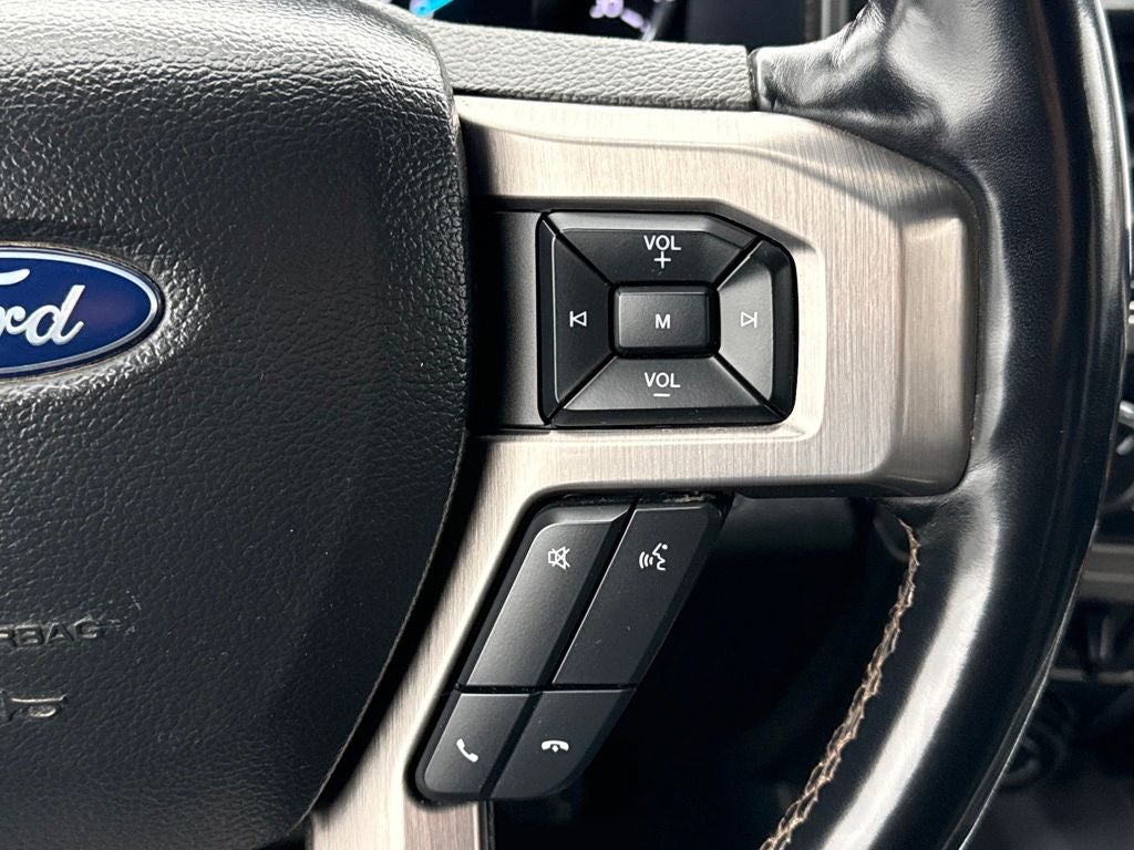 2022 Ford F-250SD Platinum Blue Certified 4WD Near Milwaukee WI