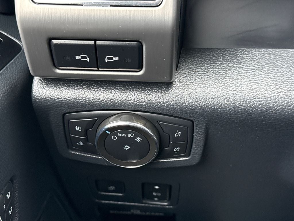 2022 Ford F-250SD Platinum Blue Certified 4WD Near Milwaukee WI