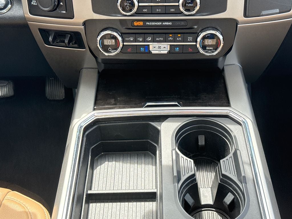 2022 Ford F-350SD Lariat Certified 4WD Near Milwaukee WI
