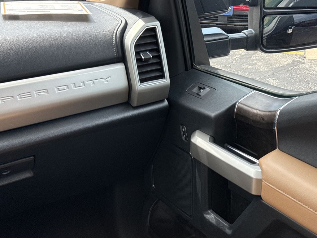2022 Ford F-350SD Lariat Certified 4WD Near Milwaukee WI