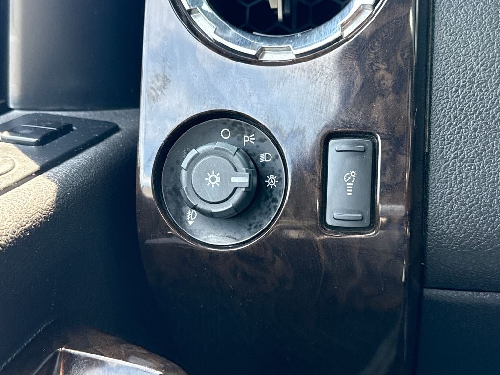 2015 Ford F-350SD Platinum 4WD Near Milwaukee WI