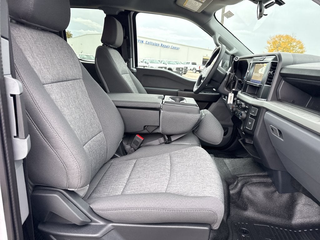 2027 Ford F-350SD XL