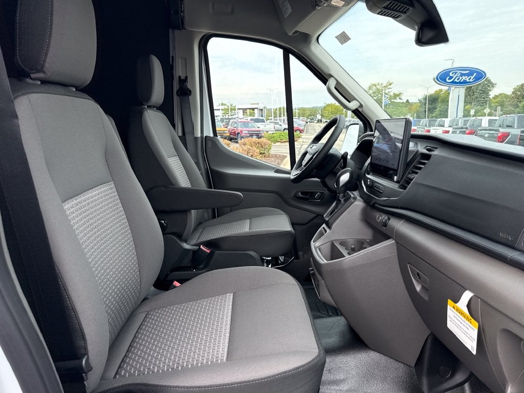2027 Ford Transit-250 Base