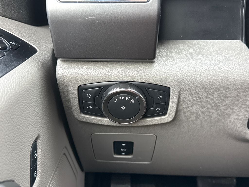 2016 Ford F-150 XLT 4WD Near Milwaukee WI