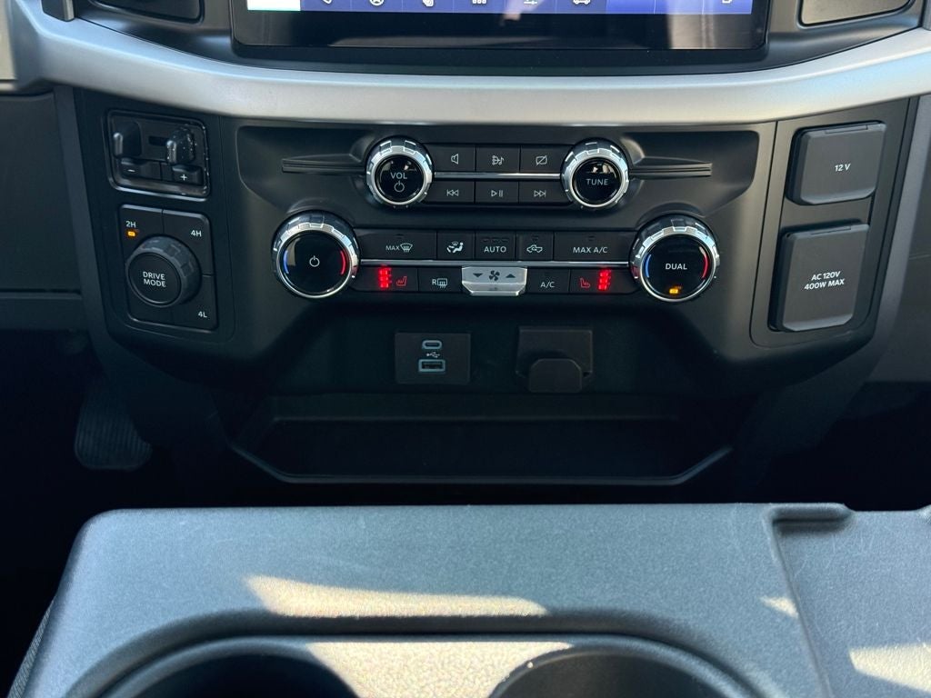 2023 Ford F-150 XLT Certified 4WD Near Milwaukee WI