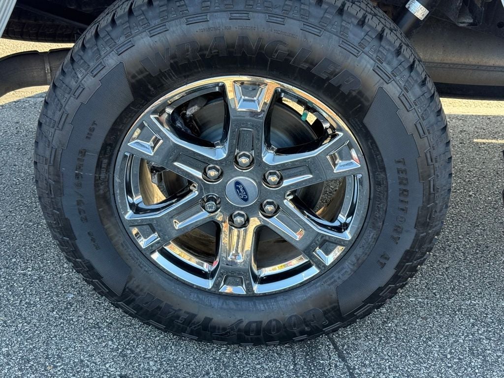 2023 Ford F-150 XLT Certified 4WD Near Milwaukee WI