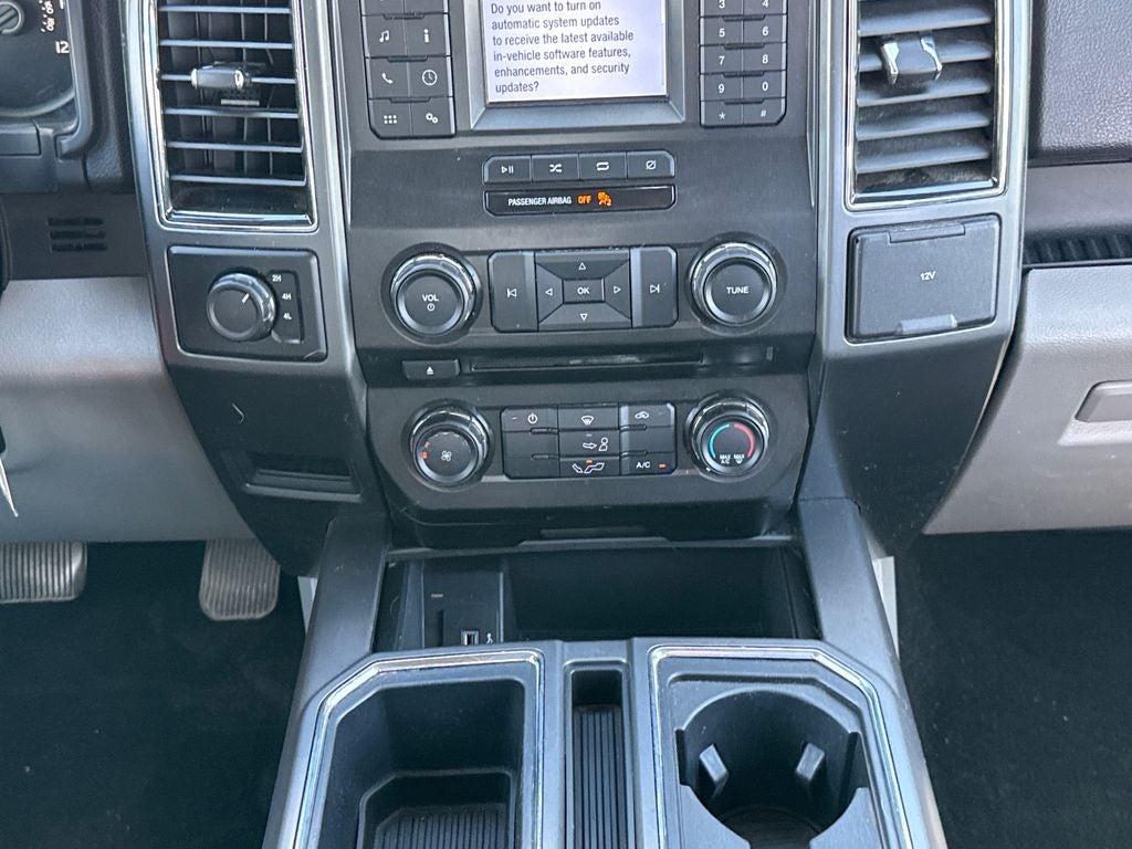 2018 Ford F-150 XLT Blue Certified 4WD Near Milwaukee WI