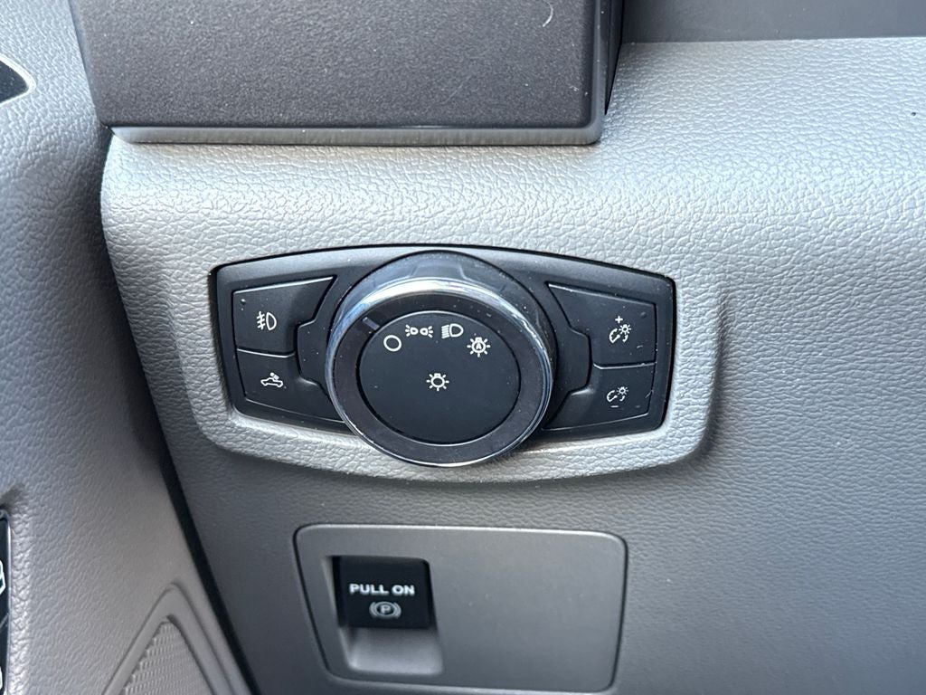2018 Ford F-150 XLT Blue Certified 4WD Near Milwaukee WI