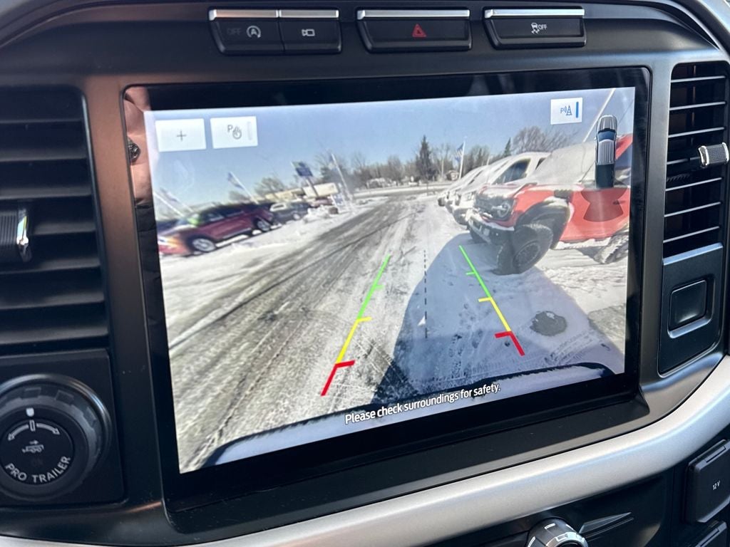 2021 Ford F-150 XLT Blue Certified 4WD Near Milwaukee WI