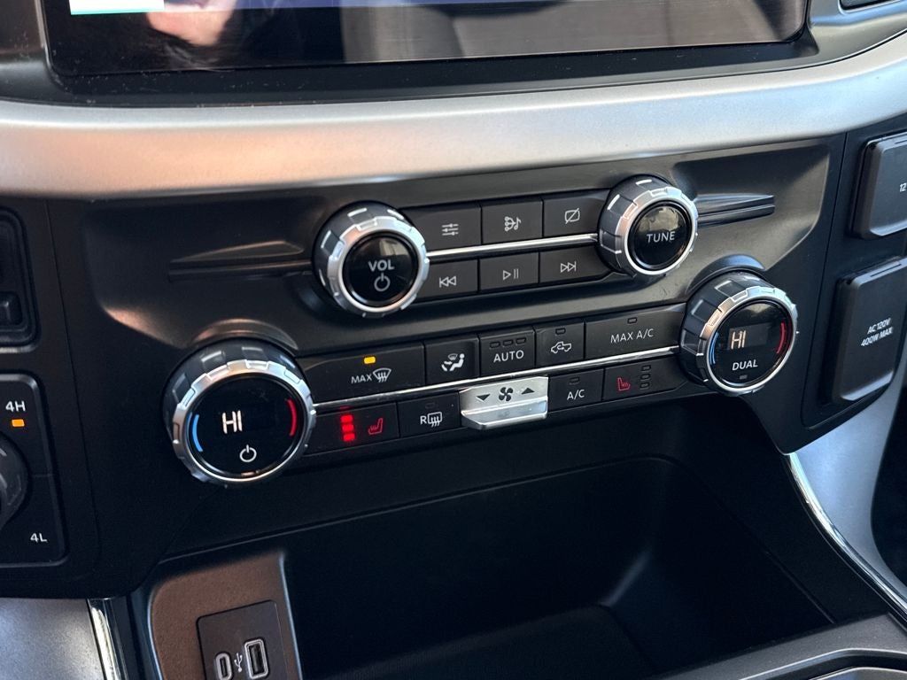 2021 Ford F-150 XLT Blue Certified 4WD Near Milwaukee WI