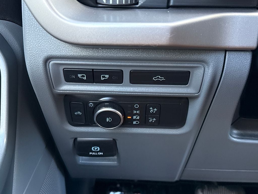 2021 Ford F-150 XLT Blue Certified 4WD Near Milwaukee WI