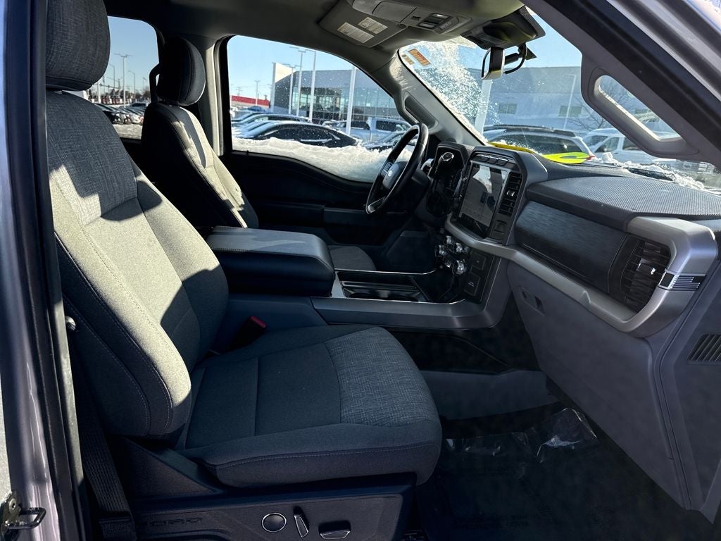 2021 Ford F-150 XLT Blue Certified 4WD Near Milwaukee WI