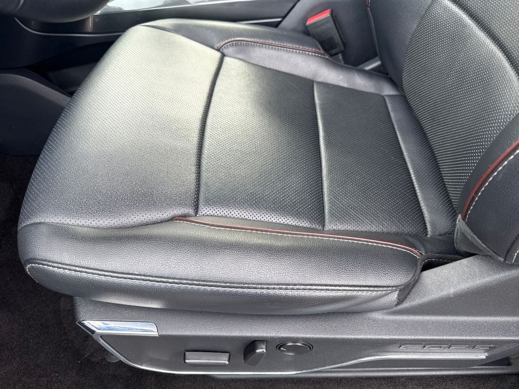 2022 Ford F-150 Lariat Certified 4WD Near Milwaukee WI