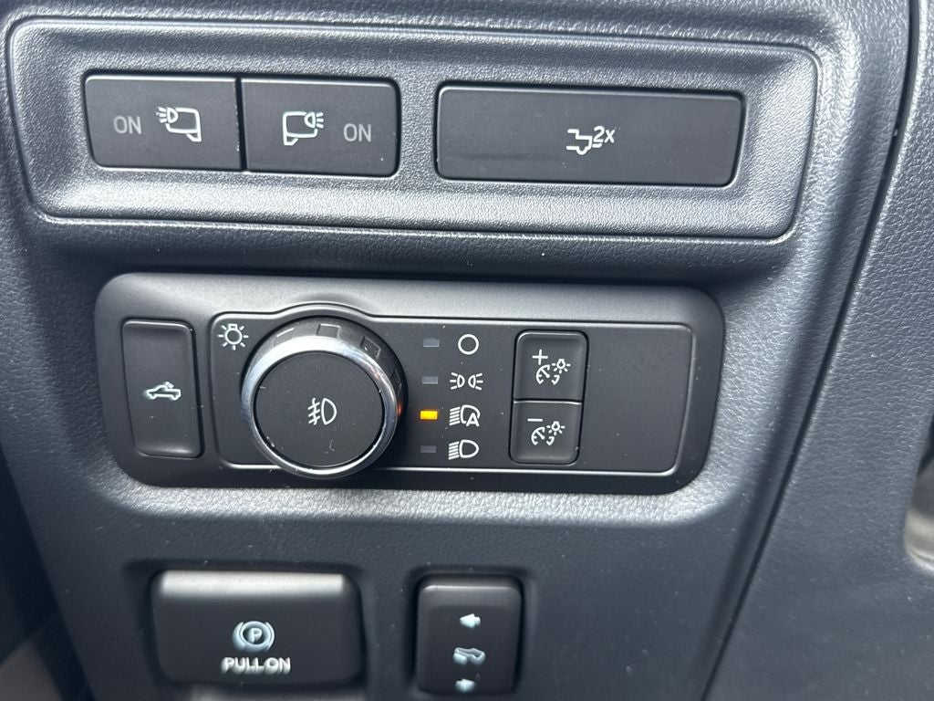 2022 Ford F-150 Lariat Certified 4WD Near Milwaukee WI