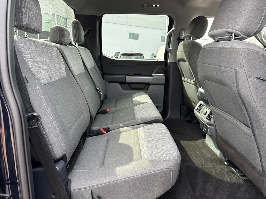 2021 Ford F-150 XLT Blue Certified 4WD Near Milwaukee WI