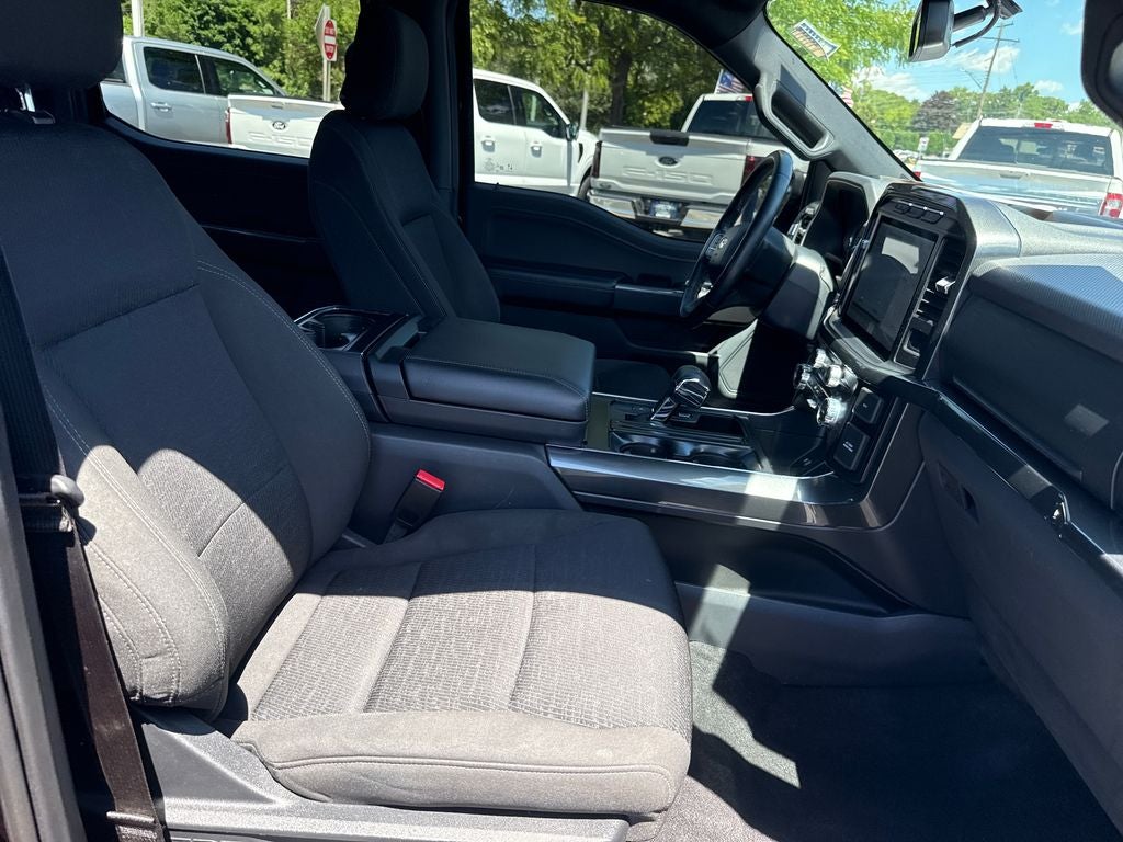 2023 Ford F-150 XLT Certified 4WD Near Milwaukee WI