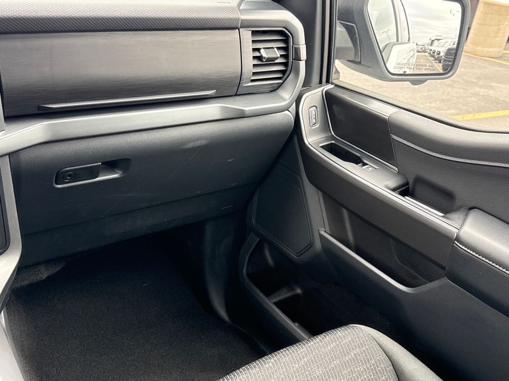 2024 Ford F-150 XLT Certified 4WD Near Milwaukee WI