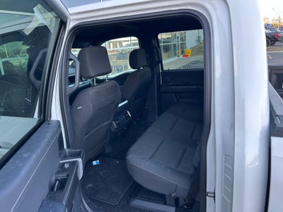 2024 Ford F-150 XLT Certified 4WD Near Milwaukee WI