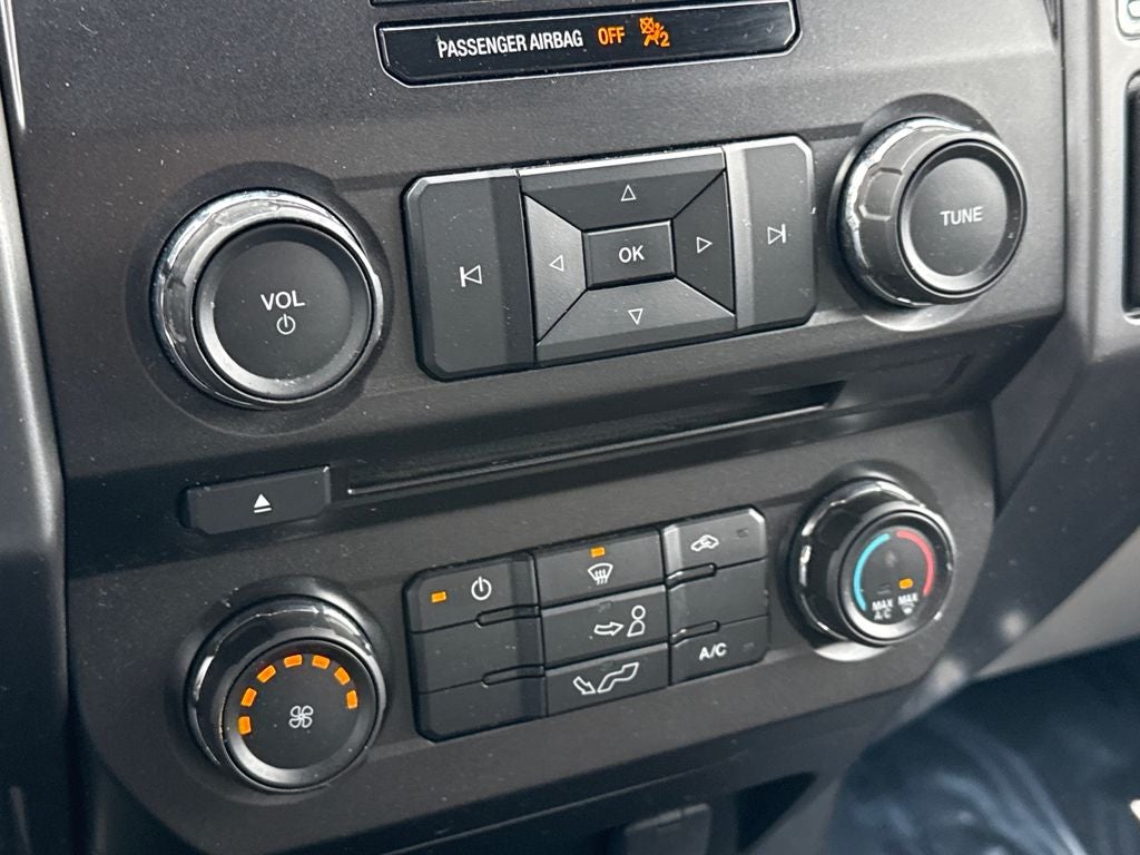 2018 Ford F-150 XLT Blue Certified 4WD Near Milwaukee WI