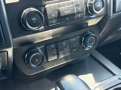 2019 Ford F-150 XLT Blue Certified 4WD Near Milwaukee WI
