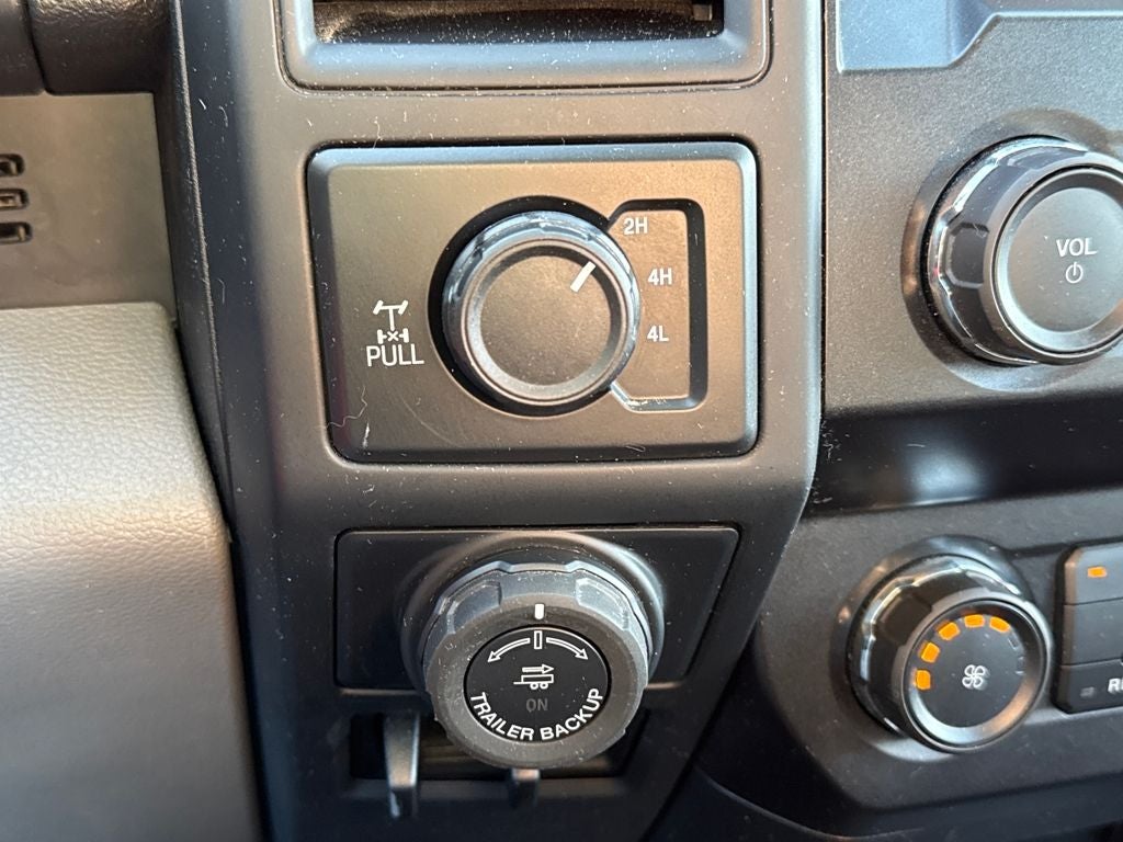 2019 Ford F-150 XL Blue Certified 4WD Near Milwaukee WI