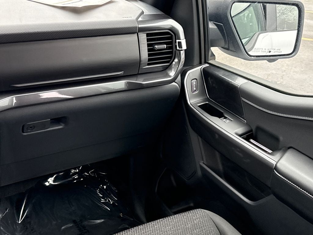 2023 Ford F-150 XLT Certified 4WD Near Milwaukee WI