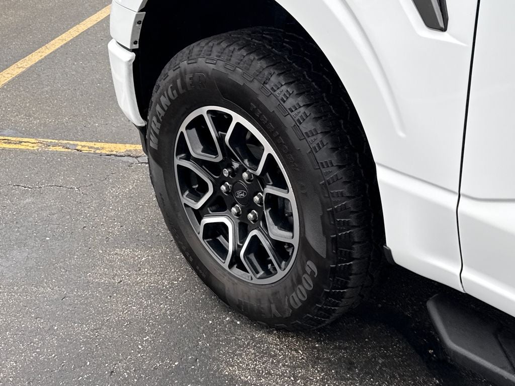 2023 Ford F-150 XLT Certified 4WD Near Milwaukee WI
