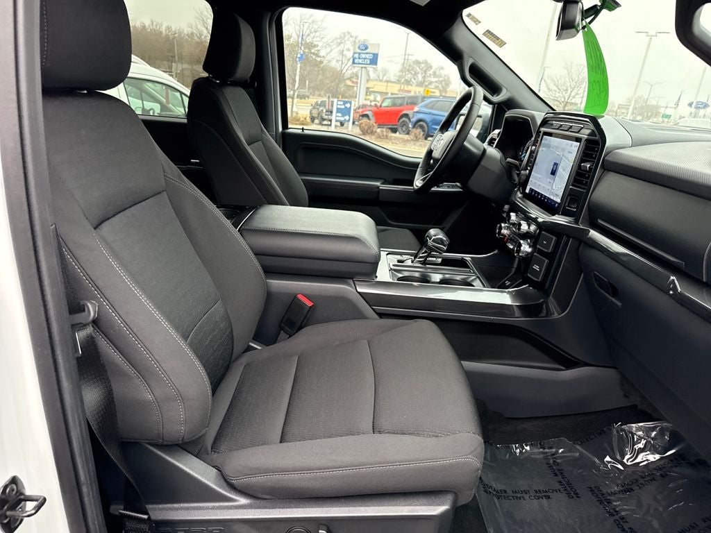 2023 Ford F-150 XLT Certified 4WD Near Milwaukee WI