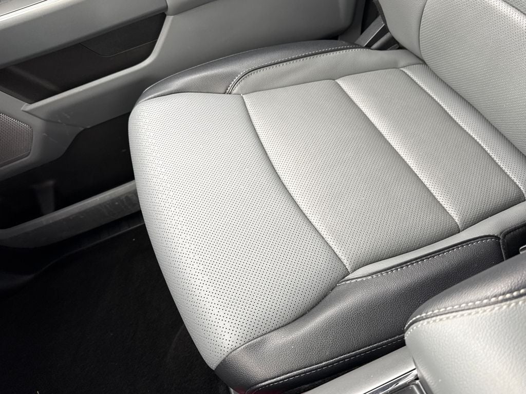 2022 Ford F-150 Lariat Certified 4WD Near Milwaukee WI