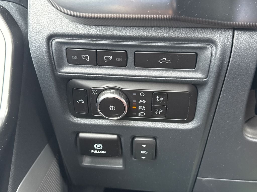 2023 Ford F-150 Platinum Certified 4WD Near Milwaukee WI