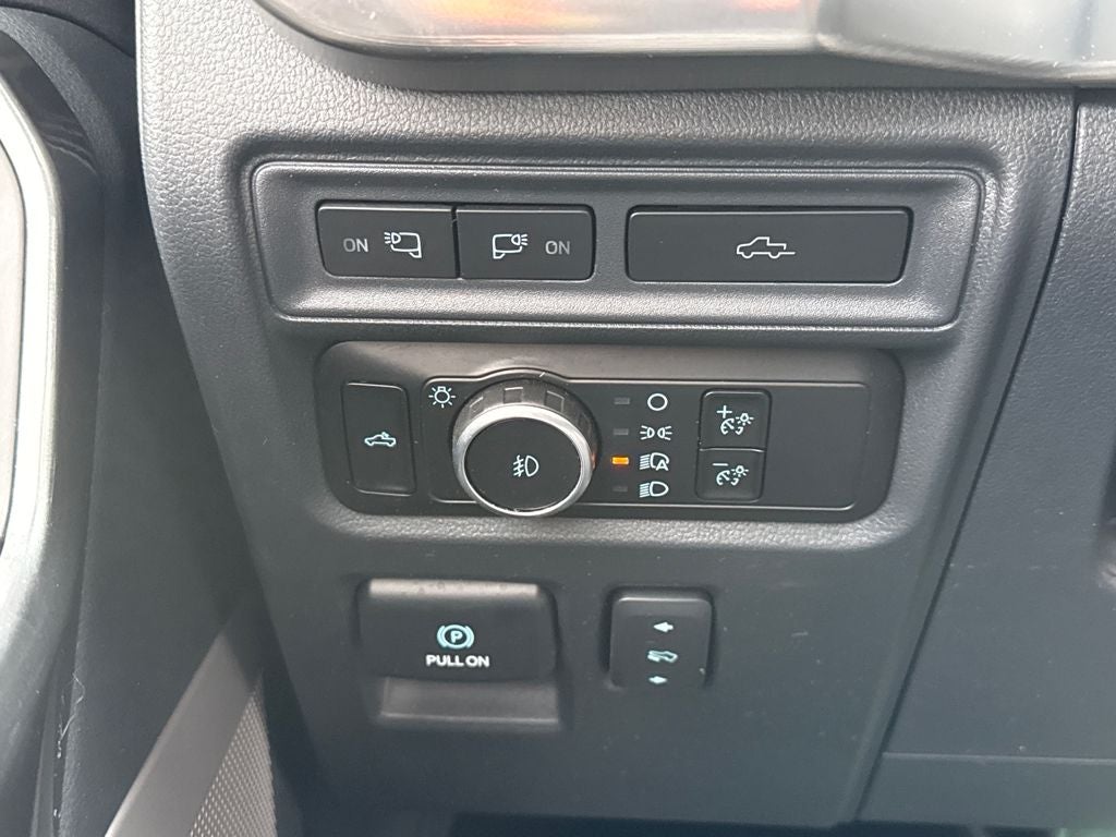 2023 Ford F-150 Lariat Certified 4WD Near Milwaukee WI