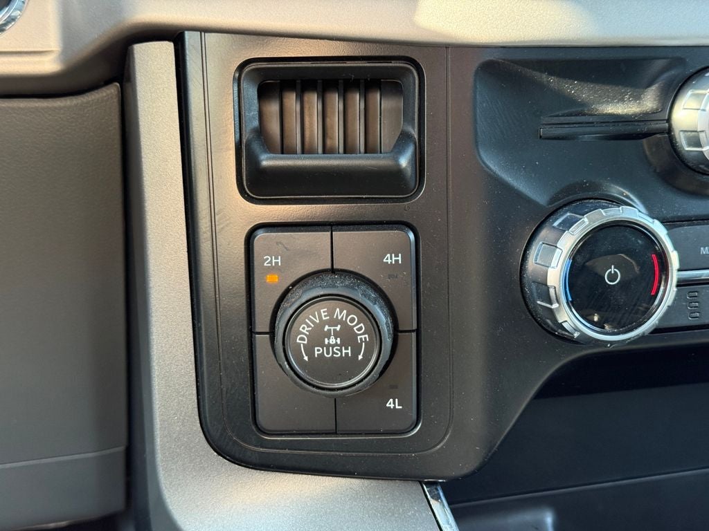 2023 Ford F-150 XLT Certified 4WD Near Milwaukee WI