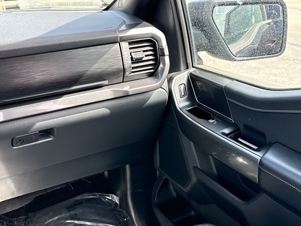 2023 Ford F-150 XLT Certified 4WD Near Milwaukee WI