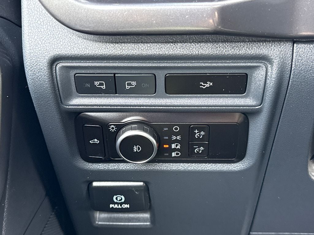 2023 Ford F-150 XLT Certified 4WD Near Milwaukee WI