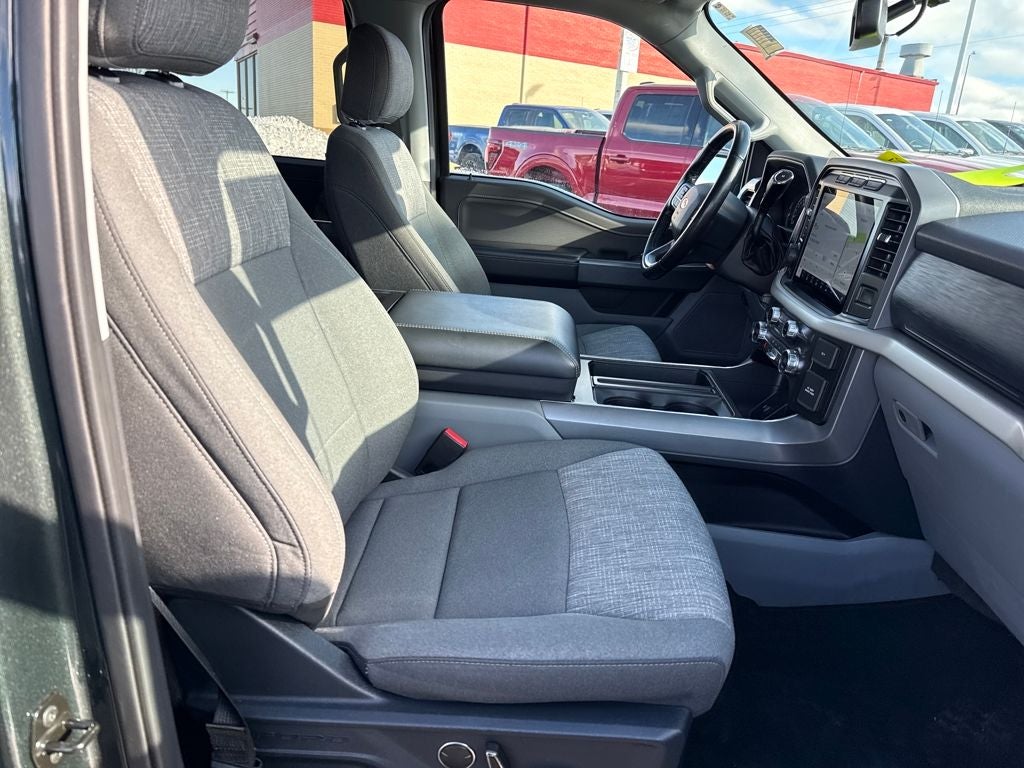 2021 Ford F-150 XLT Blue Certified 4WD Near Milwaukee WI