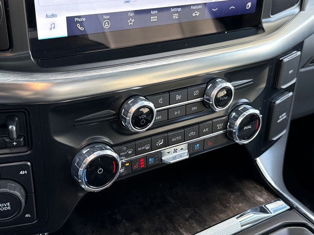 2023 Ford F-150 Lariat Certified 4WD Near Milwaukee WI