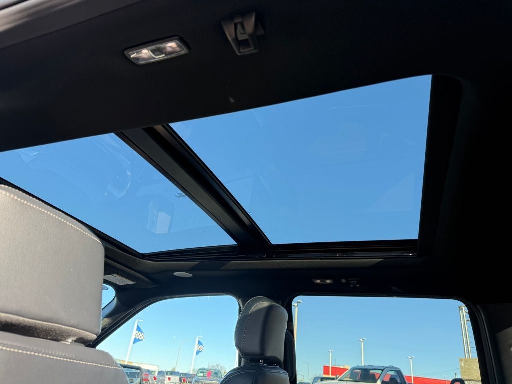 2023 Ford F-150 Lariat Certified 4WD Near Milwaukee WI