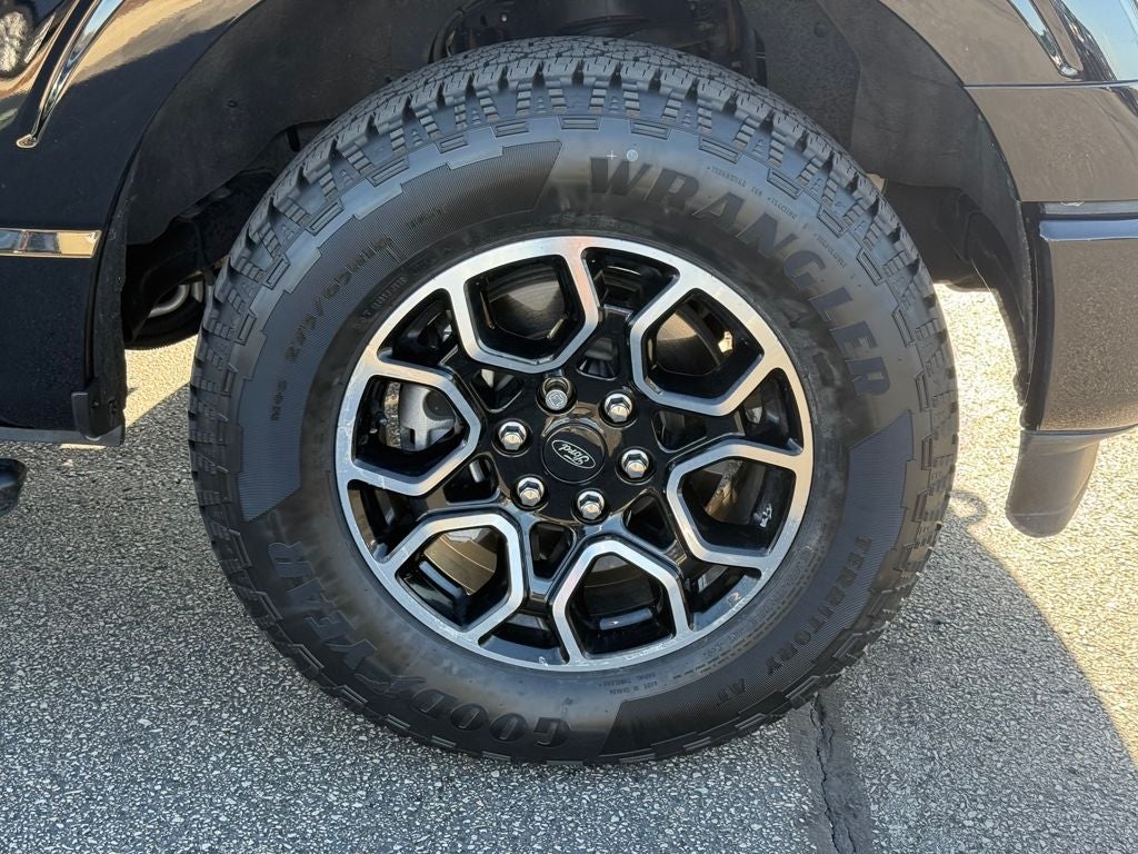 2023 Ford F-150 XLT Certified 4WD Near Milwaukee WI