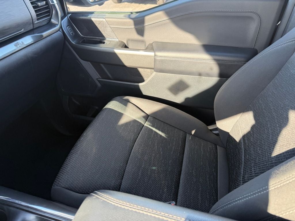 2023 Ford F-150 XLT Certified 4WD Near Milwaukee WI